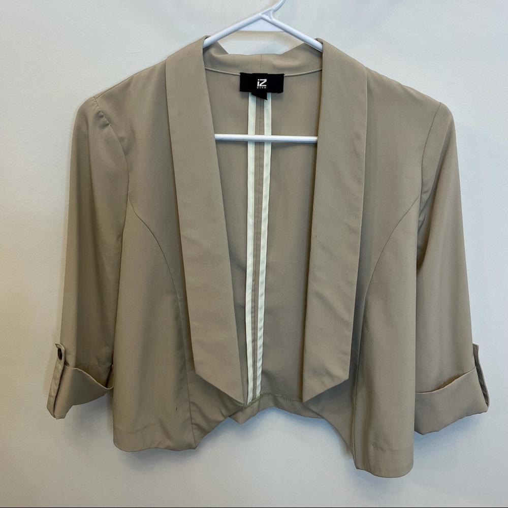 Beige blazer with straight lapels